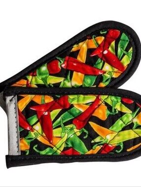 Lodge 2-PK  Pepper Hot Handle Holders
